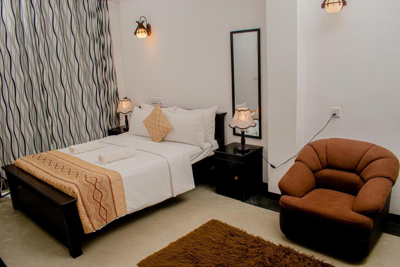 4 Aces Ella Hotel Luaran gambar